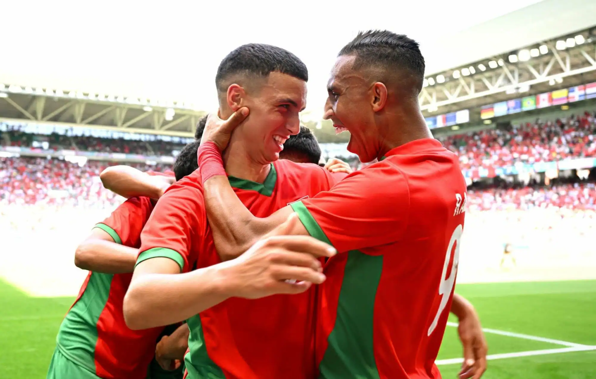 L'équipe nationale marocaine termine l'année 2025 à la 11e place mondiale et se rapproche du top 10 1 المنتخب المغربي ينهي 2025 في المركز 11 عالميا ويقترب من العشرة الأوائل