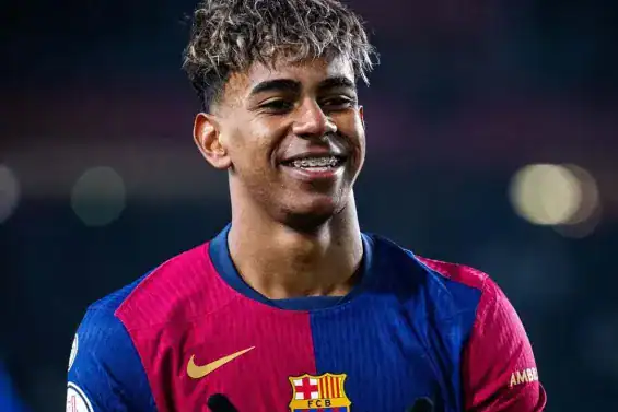 لمين يامال يفتح قلبه: بين حب المغرب وحلم الألقاب مع إسبانيا