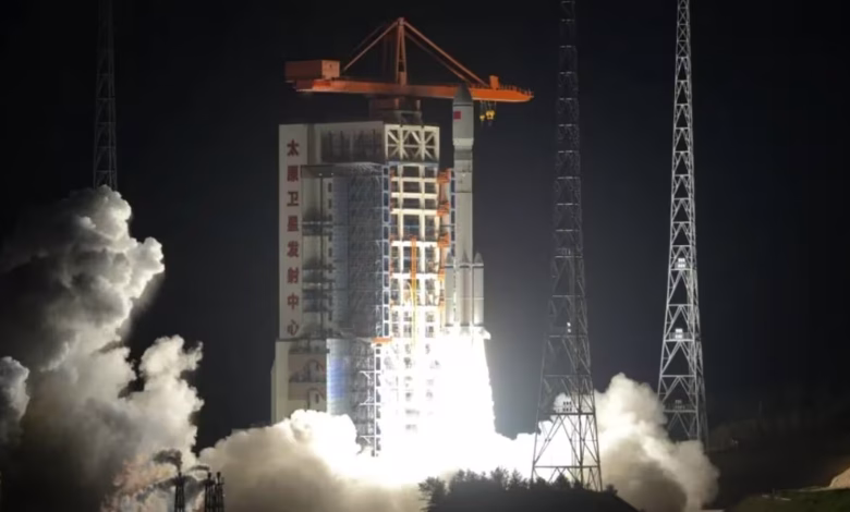 بوقود جديد وقدرات متطورة.. الصين تنجح في إطلاق دفعة أقمار صناعية لتعزيز شبكة الإنترنت