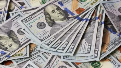 الدولار يواصل الحفاظ على مكاسبه أمام العملات الرئيسية