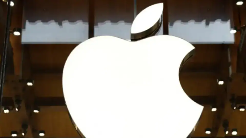 Apple reporte le lancement de l'iPhone 18 à 2027 1 أبل تؤجّل آيفون 18 القياسي إلى ربيع 2027 وتغيّر إيقاع الإصدارات