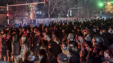 احتجاجات إيران: أمريكا تُعد لضربات محددة خلال أيام وخامنئي يختبئ في مخبأ 5 احتجاجات إيران: أمريكا تستعد لضربات محددة وخامنئي في مخبأ