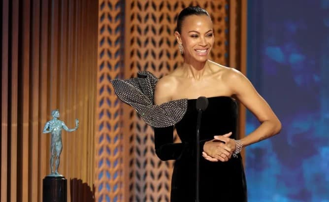 زوي سالدانا تتصدر قائمة أعلى الممثلات إيرادًا في تاريخ السينما