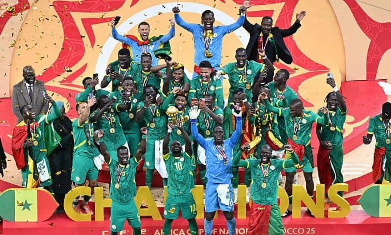 السنغال تتوج بكأس إفريقيا 2025 للمرة الثانية بعد فوزها على المغرب في النهائي