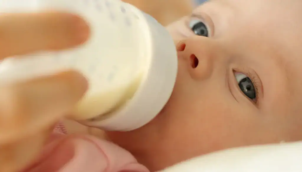 Après le rappel de lait de Nestlé... Qu'est-ce qu'un stéroïde et pourquoi est-il préoccupant ? 1 بعد سحب حليب «نستله»… ما هي مادة السيرويوليد ولماذا تُثير القلق؟