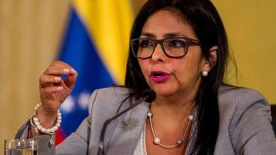 ديلسي رودريغيز تؤدي اليمين كرئيسة للنظام خلفاً لنيكولاس مادورو في فنزويلا