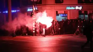 هزيمة المغرب أمام السنغال تُشعل توترات في مدن هولندية والشرطة تتدخل