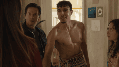 رضا العزور يقتحم هوليوود عبر “Family Plan 2” إلى جانب مارك والبيرغ