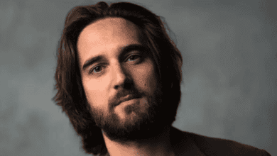 انطلاق تصوير “الشيطان الأسود” في المغرب: ملحمة تاريخية بميزانية 40 مليون يورو وبطولة عمر سي وكاسيل