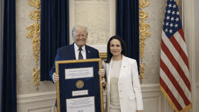 ماتشادو تقدم لترامب جائزة نوبل للسلام وتعيد طرح فكرة “تقاسمها”