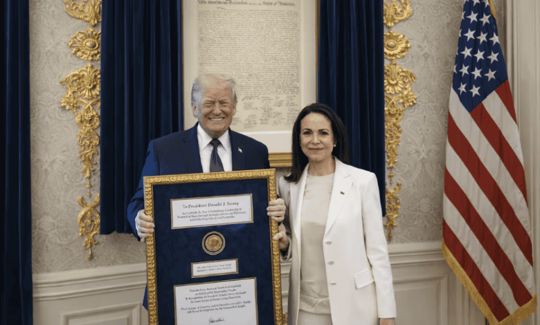 ماتشادو تقدم لترامب جائزة نوبل للسلام وتعيد طرح فكرة “تقاسمها”