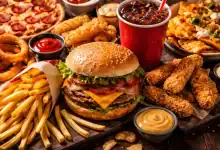 7 أطعمة يومية "تغرق" جسمك في البلاستيك من دون أن تدرك