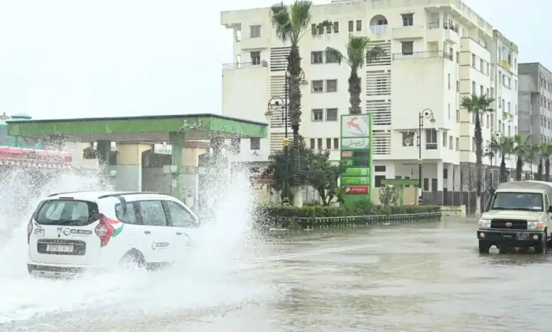 أحوال جوية سيئة: استمرار إغلاق 4 طرق بوسط وشرق المغرب