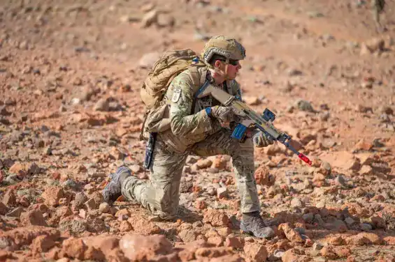 الأمير غابرييل البلجيكي في تدريب عسكري شتوي بالمغرب 1 الأمير غابرييل البلجيكي في تدريب عسكري شتوي بالمغرب