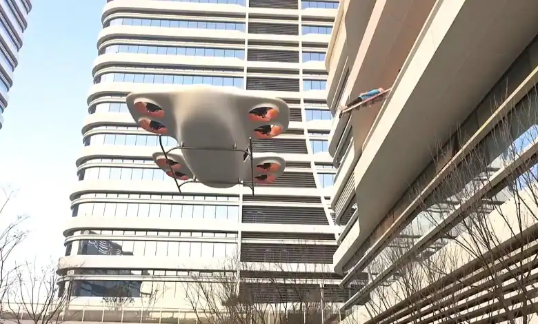 الصين تكشف مركبة طائرة كهربائية على شكل طبق طائر للتنقل داخل المدن