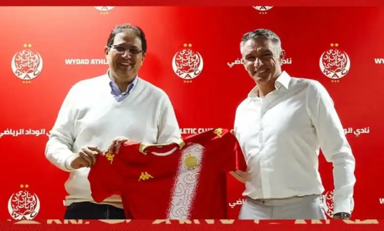 الوداد الرياضي يعلن تعيين الفرنسي باتريس كارتيرون مدربًا جديدًا للفريق