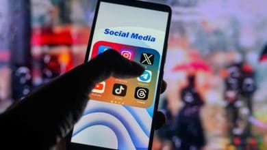 إندونيسيا تتجه لحظر وسائل التواصل الاجتماعي على من هم دون 16 عامًا