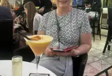 تأخر التشخيص ينهي حياة سائحة بريطانية بعد عضة كلب ضال في المغرب