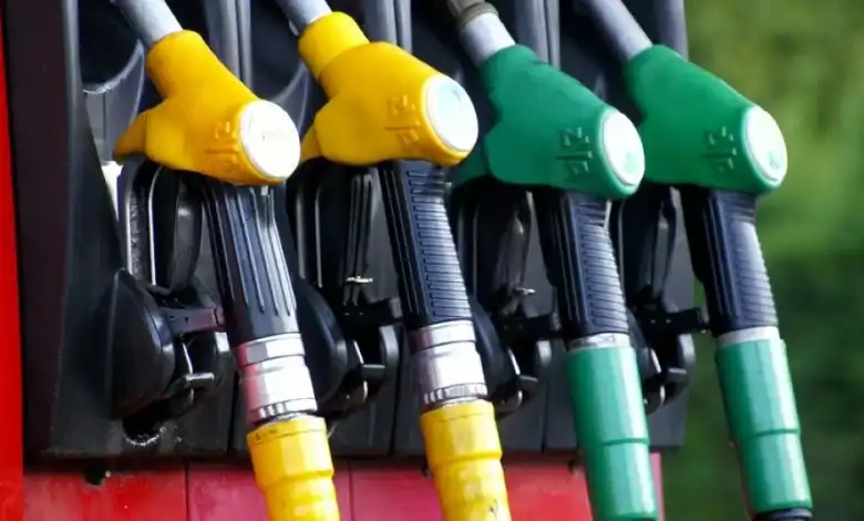 المحروقات تواصل الارتفاع.. زيادة جديدة وقوية في الأسعار ابتداء من فاتح أبريل