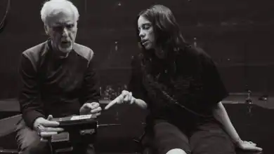 فيلم بيلي إيليش الجديد يشق طريقه إلى القاعات السينمائية المغربية