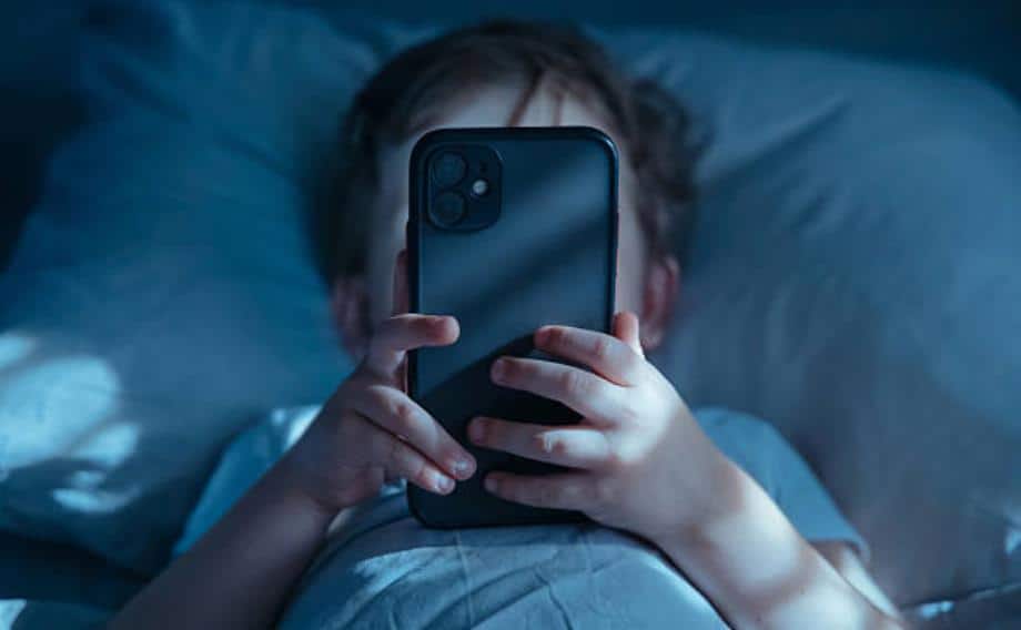 La Norvège envisage d'interdire aux enfants de moins de 16 ans d'utiliser les plateformes de médias sociaux 1 النرويج تتجه لمنع الأطفال دون 16 سنة من استخدام منصات التواصل الاجتماعي