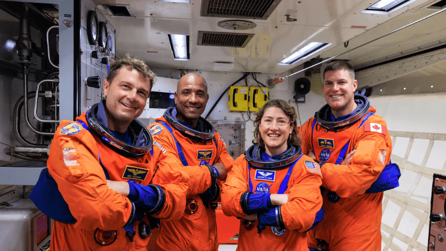 Les astronautes d'Artemis 2 s'apprêtent à revenir sur Terre après un voyage historique autour de la Lune. 1 رواد "أرتميس 2" على موعد مع العودة إلى الأرض بعد رحلة تاريخية حول القمر