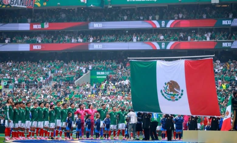 Le décès d'un supporter lors de l'ouverture de la Coupe du monde 2026 a bouleversé l'ambiance au stade Azteca 1 وفاة مشجع في افتتاح مونديال 2026 تهز أجواء ملعب أزتيكا