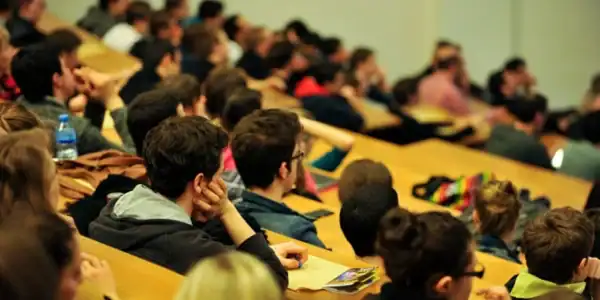 تذاكر مجانية لطلبة CPGE المقبولين في شفويات فرنسا