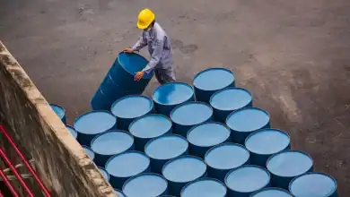 برنت يتراجع إلى 75 دولاراً.. النفط يهبط مع انحسار مخاوف الشرق الأوسط