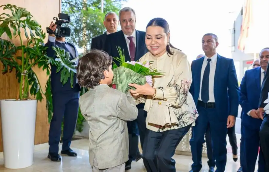 الأميرة للا أسماء ترعى حفل نهاية السنة بمؤسسة أصبحت نموذجاً في إدماج الأطفال الصم