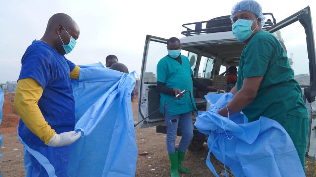 Le Centre africain convoque les ministres de la Santé à une réunion d'urgence sur Ebola 1 Les ministres africains de la Santé se réunissent en ligne pour discuter de l'épidémie d'Ebola